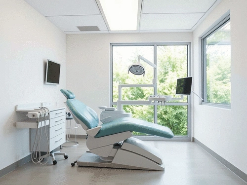 What to expect during your first oral surgery visit